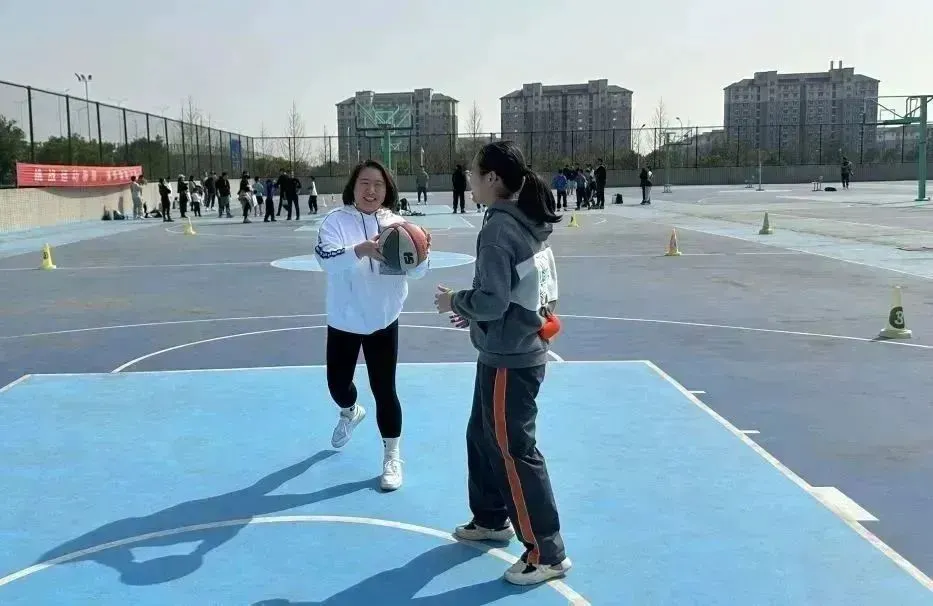 哪里有提供智能球衣租赁服务用于篮球训练_0